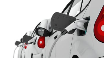Terungkap! Biaya Servis Mobil Listrik Tua Tembus Harga Bekasnya