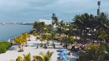 Liburan Akhir Pekan di Jakarta: 3 Pantai Gratis dengan Pemandangan Eksotis