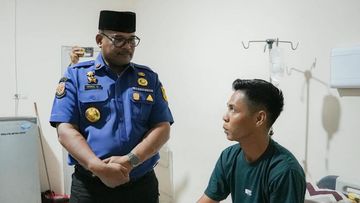 Dirjen Bina Adwil Sampaikan Santunan Mendagri untuk 3 Damkar Pangkep